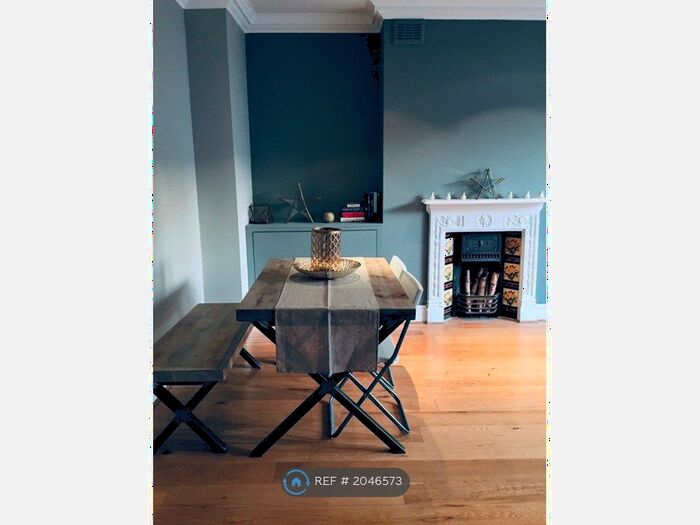 2 Bedroom Flat To Rent In Methuen Park, London, N10