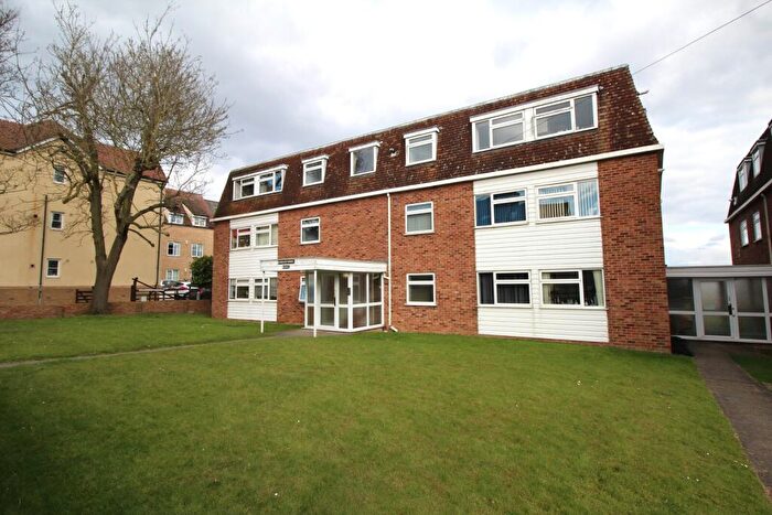 2 Bedroom Apartment To Rent In Hawkley Court, Chapel Street, CM12