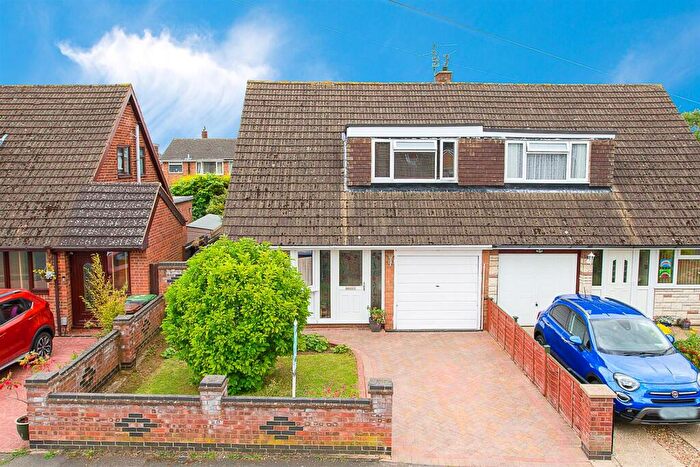 3 Bedroom Semi Detached House For Sale In Rannoch Way, Corby, North Northamptonshire, NN17