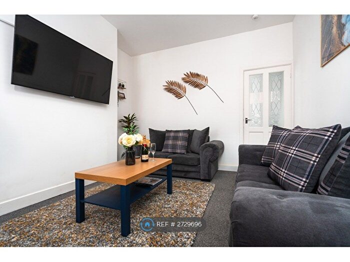 2 Bedroom Terraced House To Rent In Laburnum Street, Blackpool, FY3