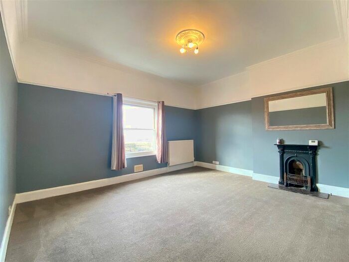 2 Bedroom Flat To Rent In Fonnereau Road, Ipswich, IP1