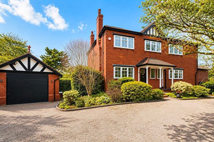 5 Bedroom Detached House For Sale In Hargate Drive, Hale, WA15