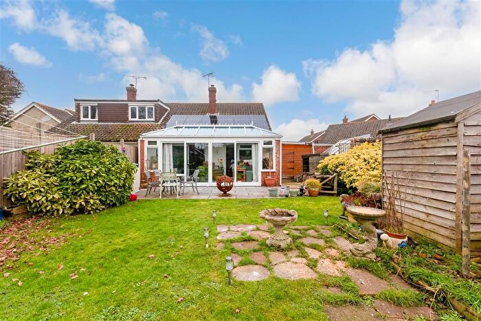 2 Bedroom Semi-Detached Bungalow For Sale In Multon Road, West Kingsdown, Sevenoaks, Kent, TN15