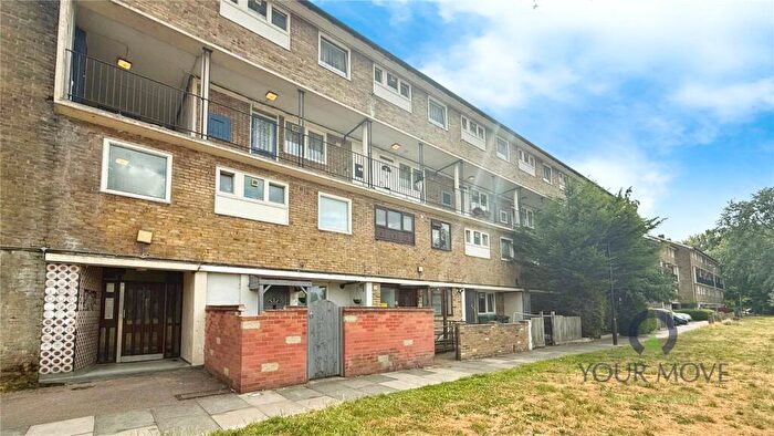 3 Bedroom Maisonette To Rent In Godstow Road, London, SE2