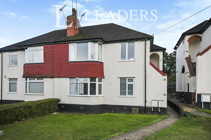 2 Bedroom Maisonette To Rent In Cray Valley Road, Orpington, BR5