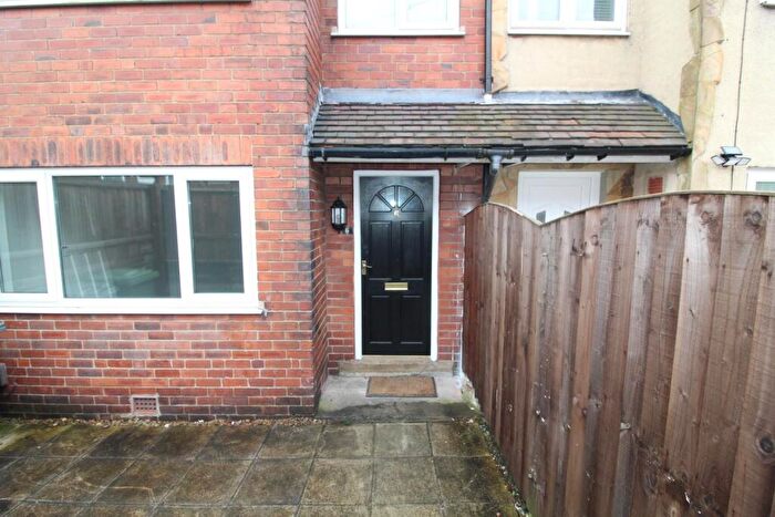 3 Bedroom Terraced House To Rent In Thornton Avenue, Armley, Leeds, LS12