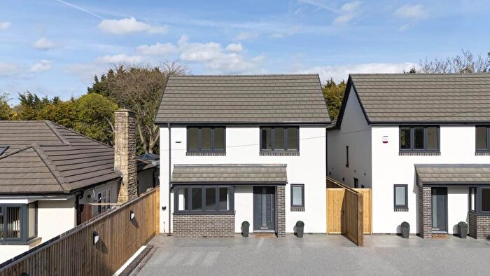 4 Bedroom Detached House To Rent In Players Close, Hambrook, Bristol, BS16
