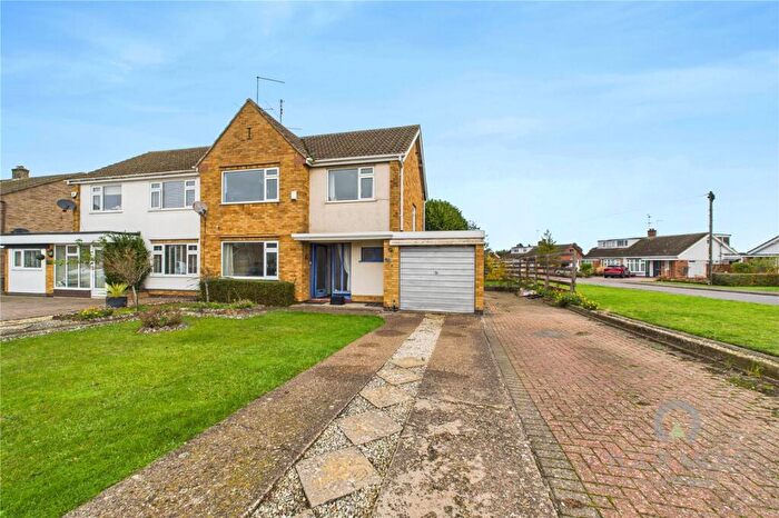 3 Bedroom Semi Detached House For Sale In Martins Lane, Hardingstone, Northampton, NN4