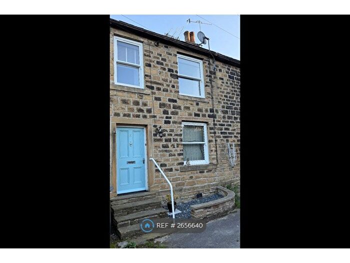 2 Bedroom Terraced House To Rent In Union Yard, Bradford, BD10