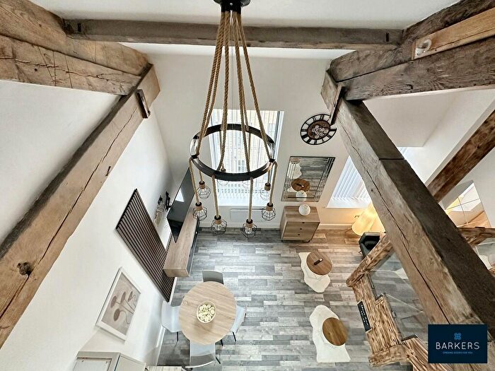 1 Bedroom Apartment To Rent In Mill Street, Bradford, BD1