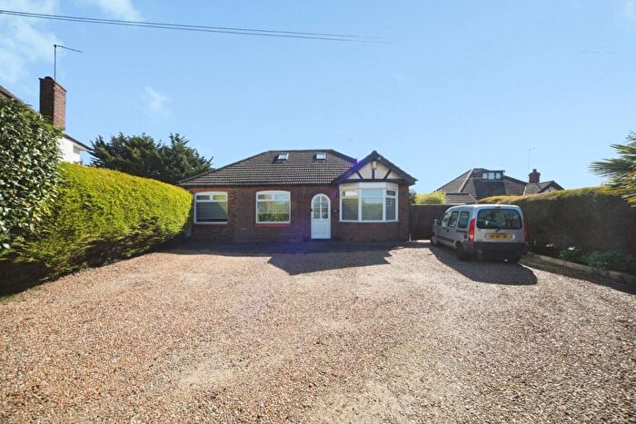 5 Bedroom Detached House For Sale In Barton Road, Luton, LU3