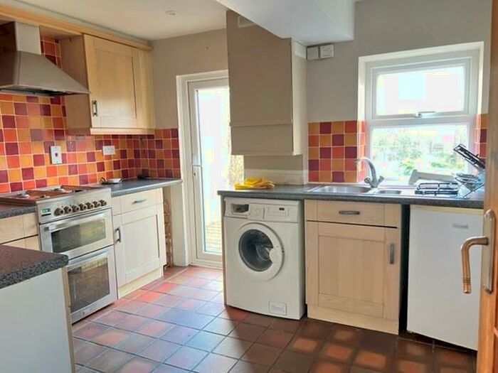 2 Bedroom Terraced House To Rent In Victoria Road, BH12