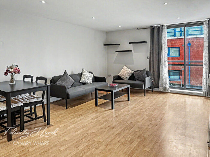 2 Bedroom Apartment To Rent In Crews Street, London, E14