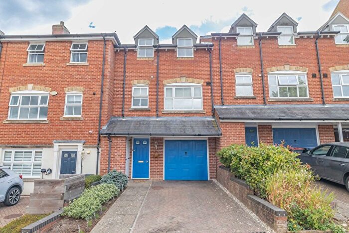 3 Bedroom Terraced House For Sale In Gardeners Place, Chartham, Canterbury, Kent, CT4