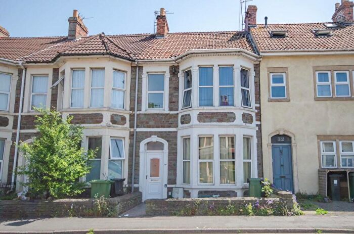 2 Bedroom Terraced House For Sale In North Street, Downend, Bristol, BS16