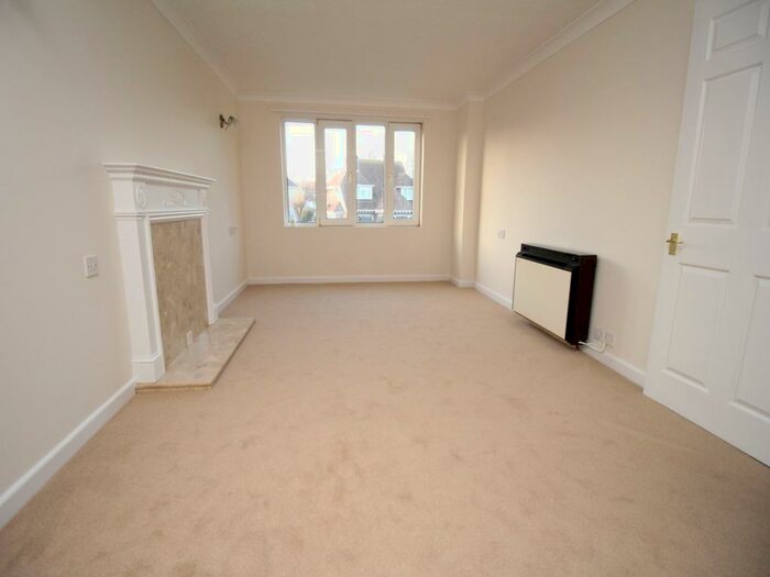 1 Bedroom Flat To Rent In Flat Claremont Court Campbell Ro, Bognor Regis, West Sussex, PO21