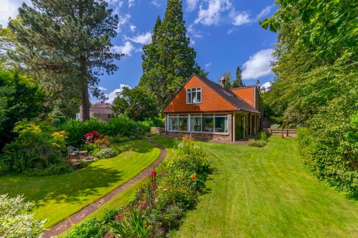 4 Bedroom Detached House For Sale In Grassington Road, Skipton, BD23