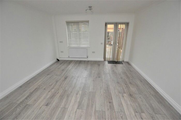 3 Bedroom End Of Terrace House To Rent In Morland Road, Addiscombe, Croydon, CR0
