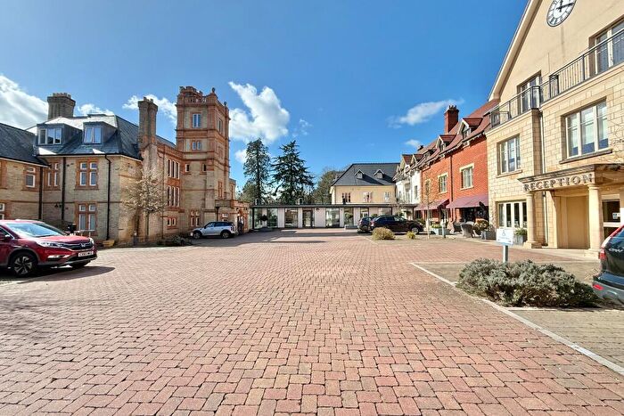 1 Bedroom Retirement Property For Sale In Garnier Drive, Bishopstoke Park Retirement Village, SO50