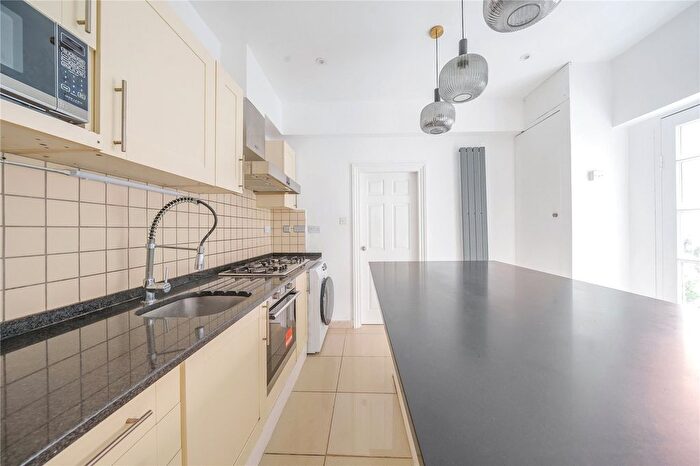1 Bedroom Flat To Rent In Cornwall Road, London, N15