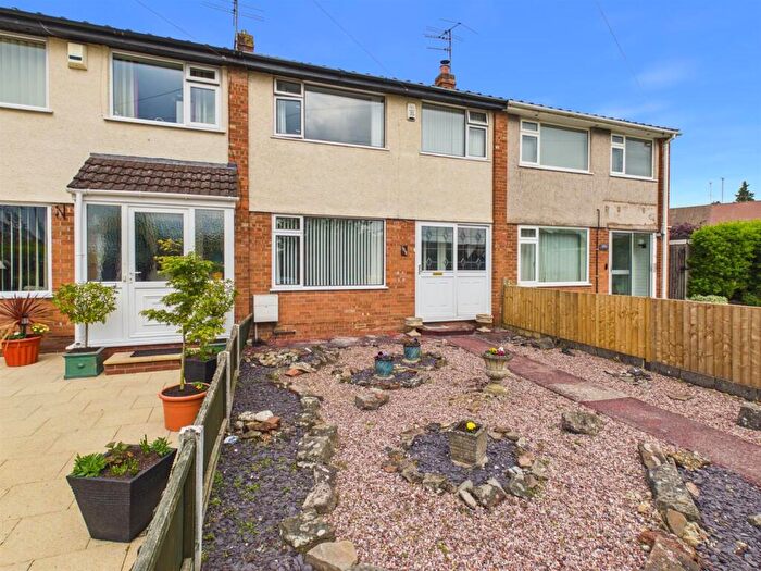 3 Bedroom Terraced House For Sale In Hill Street, Kingswood, Bristol, BS15