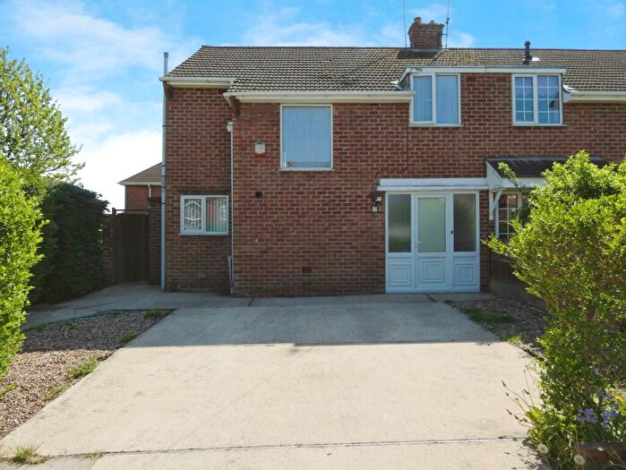 3 Bedroom Semi-Detached House To Rent In Ladybrook Lane, Mansfield, NG18