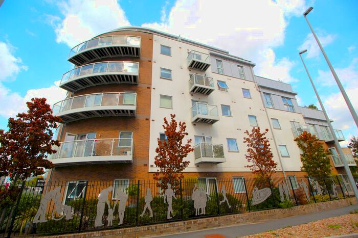 1 Bedroom Flat To Rent In Austen House, Station View, Guildford, GU1