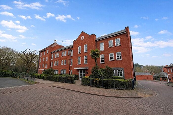 2 Bedroom Flat To Rent In Albany Gardens, Colchester, CO2