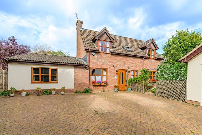4 Bedroom Detached House For Sale In Wickham Road, Finningham, IP14