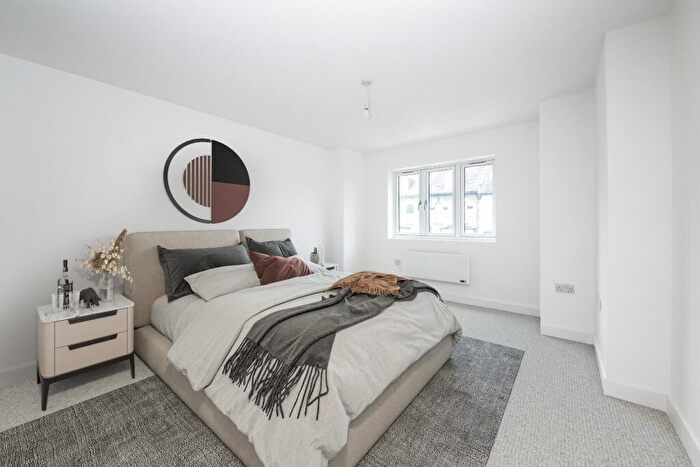 3 Bedroom Apartment For Sale In Padua Road, Anerley, London, SE20