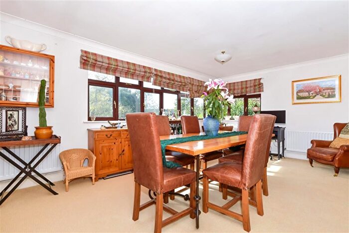 4 Bedroom Detached House For Sale In Pilgrims Lane, Chilham, Canterbury, Kent, CT4