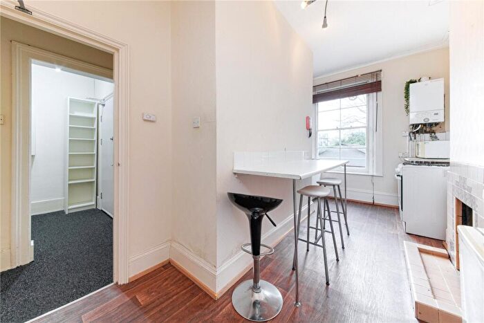 1 Bedroom Flat To Rent In Holloway Road, Islington, N7