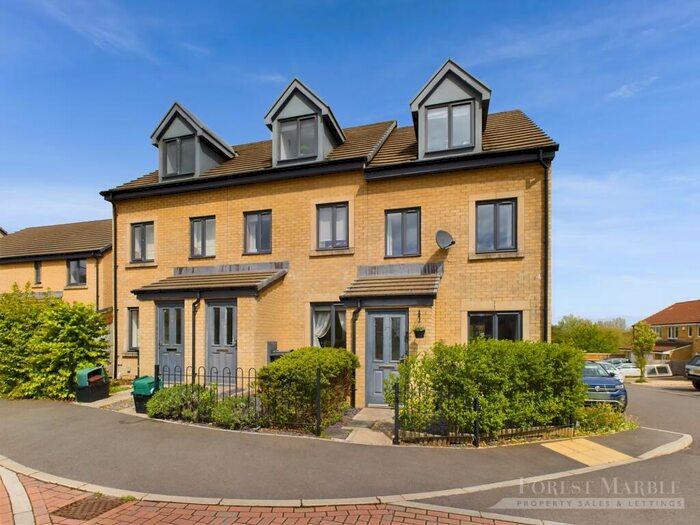 3 Bedroom End Of Terrace House For Sale In Blackberry Road, Frome, BA11