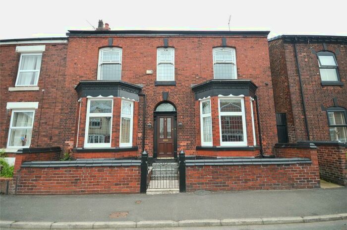 3 Bedroom Detached House To Rent In Haughton Green Road, Denton, Manchester, Greater Manchester, M34