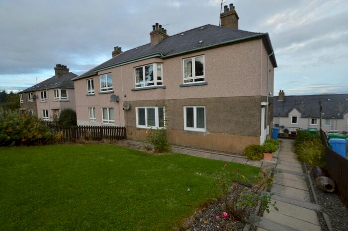 2 Bedroom Flat To Rent In Banklands, Newburgh, KY14