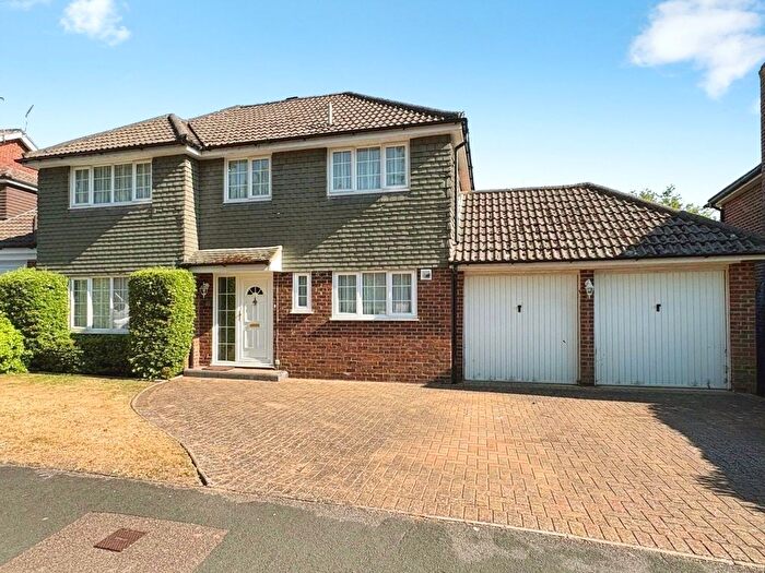 4 Bedroom Detached House For Sale In Henley Drive, Frimley Green, Camberley, Surrey, GU16