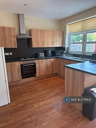 6 Bedroom Semi Detached House To Rent In Old Lansdowne Road, Manchester, M20
