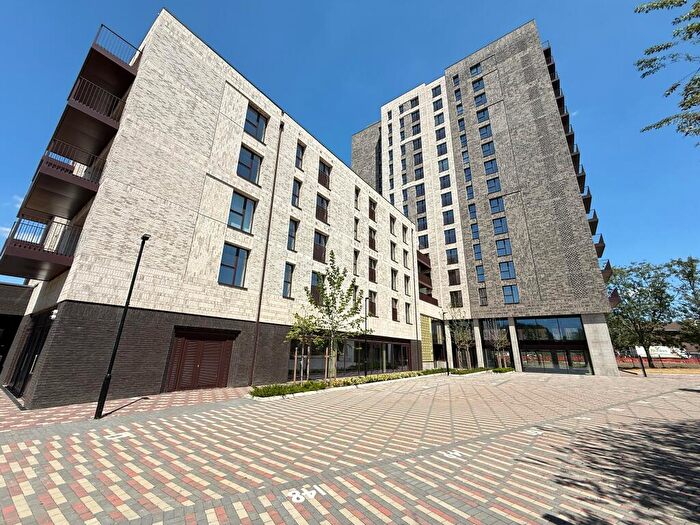 2 Bedroom Apartment To Rent In Burnt Mill, Harlow, CM20