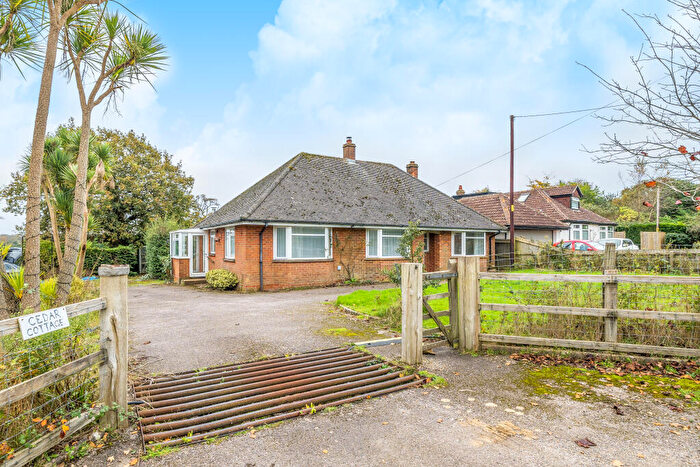 3 Bedroom Detached House To Rent In Bull Hill, Pilley, Lymington, SO41