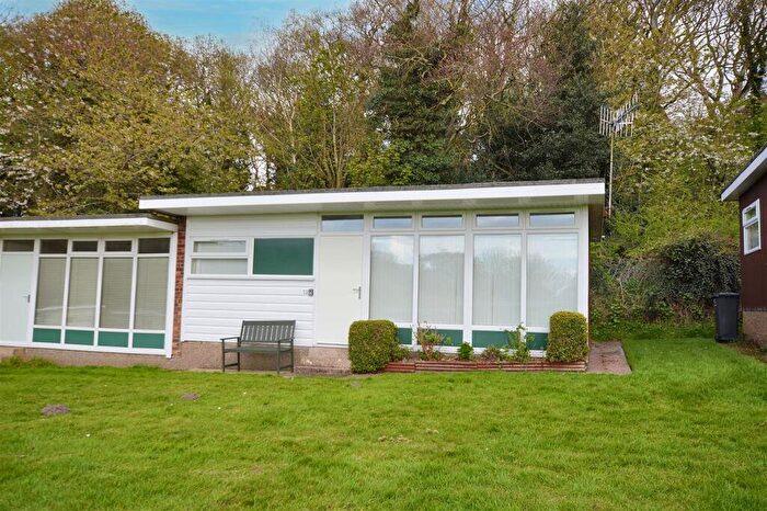 2 Bedroom Chalet For Sale In Overstrand Road, Cromer, NR27