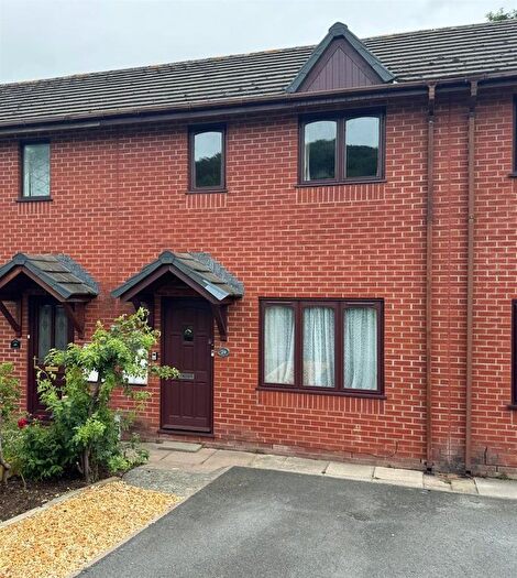 2 Bedroom Terraced House For Sale In Penrheidol, Penparcau, Aberystwyth, SY23