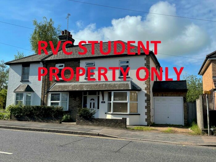 5 Bedroom Semi-Detached House To Rent In Mutton Lane, Potters Bar, Hertfordshire, EN6