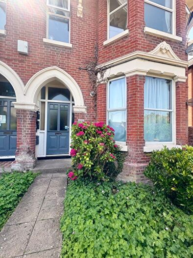 1 Bedroom Flat To Rent In Hill Lane, Southampton, SO15