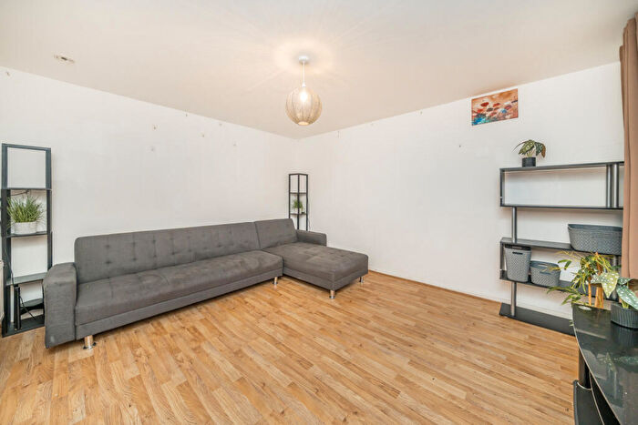 3 Bedroom Terraced House To Rent In Waddington Street, London, E15