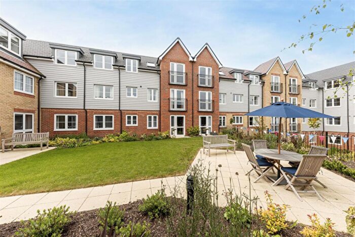 2 Bedroom Apartment For Sale In Invicta Lodge, Nash Road, Margate, CT9