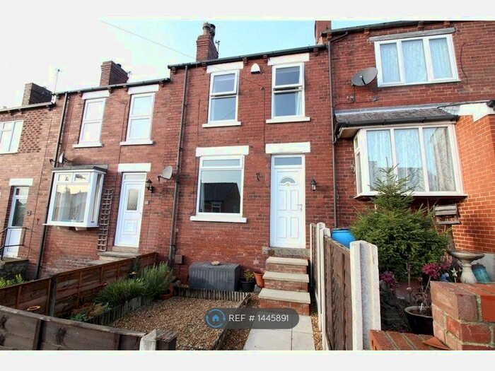 2 Bedroom Terraced House To Rent In Tatefield Place, Kippax, Leeds, LS25