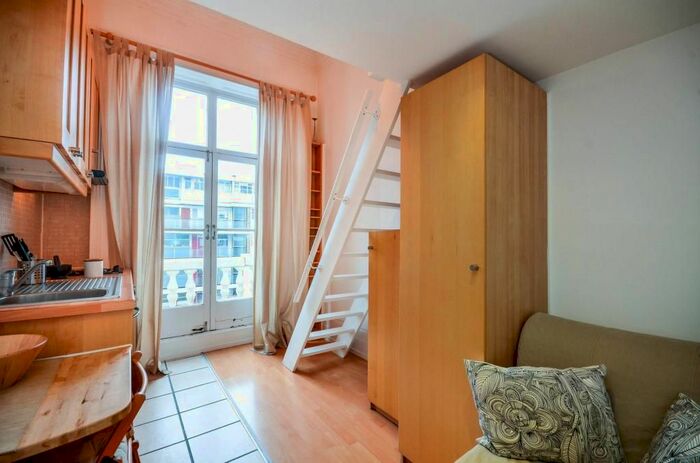 Studio To Rent In Claverton Street, Pimlico, London, SW1V