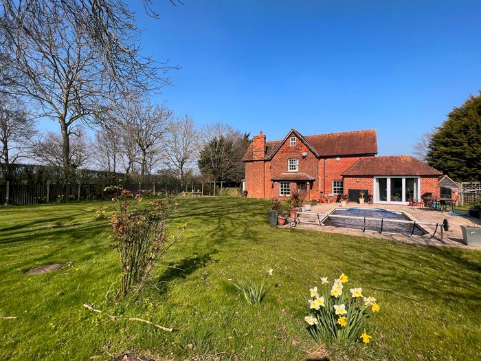 4 Bedroom Semi-Detached House For Sale In Sudbury Road, Little Maplestead, Halstead, CO9