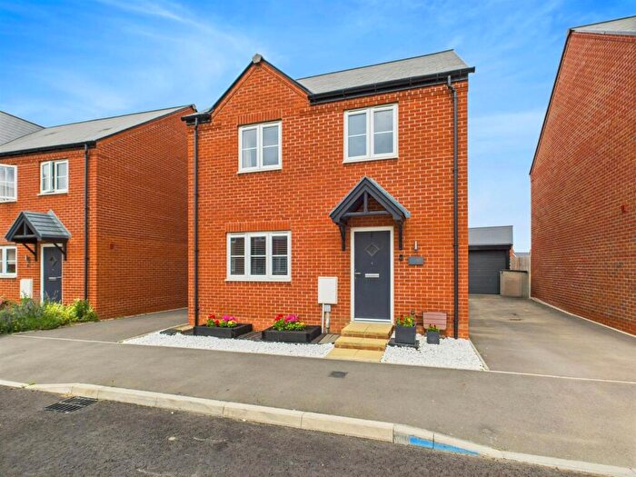 4 Bedroom Detached House For Sale In Ironbridge Road, Twigworth, Gloucester, GL2