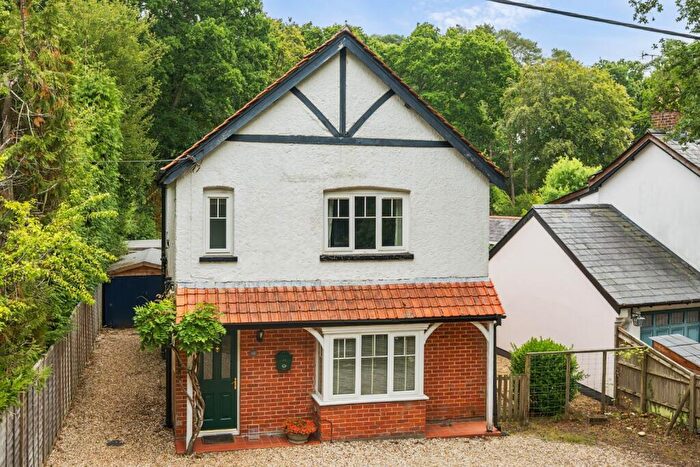 4 Bedroom Detached House For Sale In Woodlands Road, Ashurst, Southampton, Hampshire, SO40